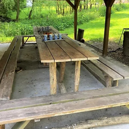 Pszczela Oaza Campsite